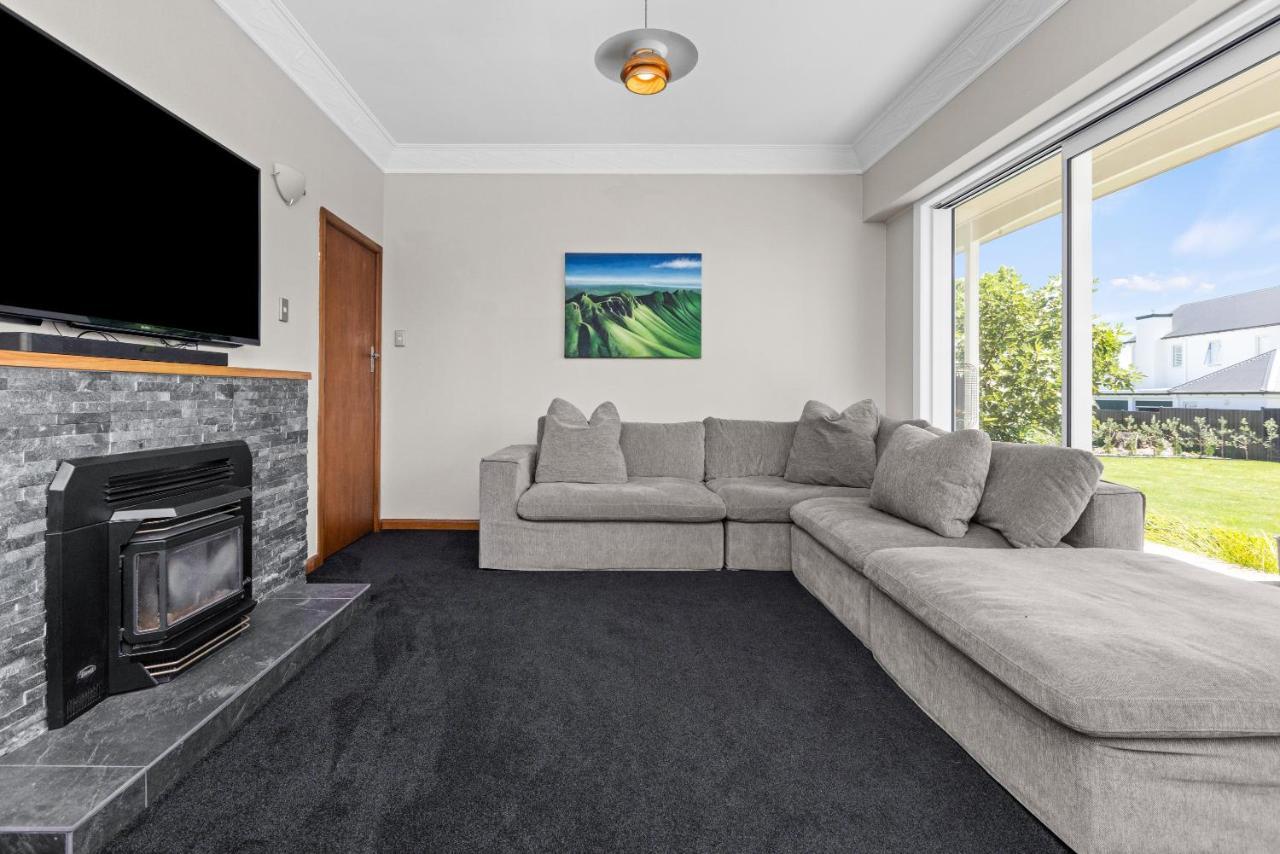 Live Large In The Village Havelock North Exterior foto