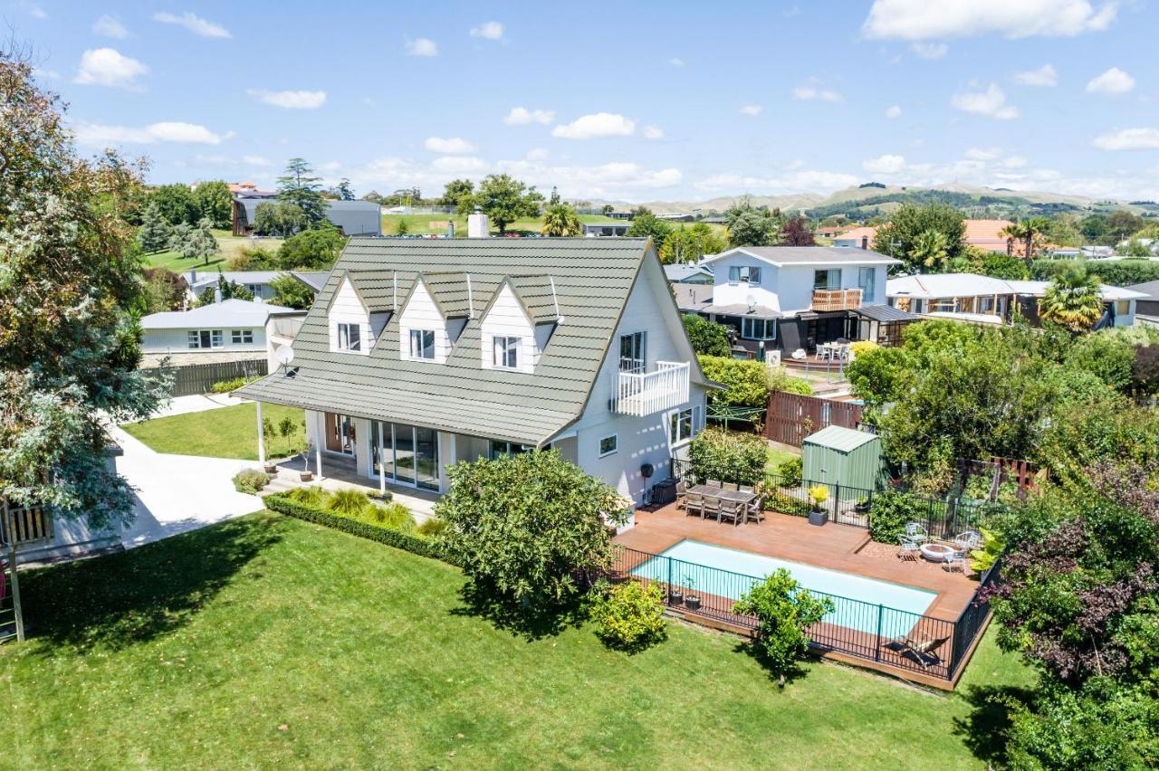 Live Large In The Village Havelock North Exterior foto
