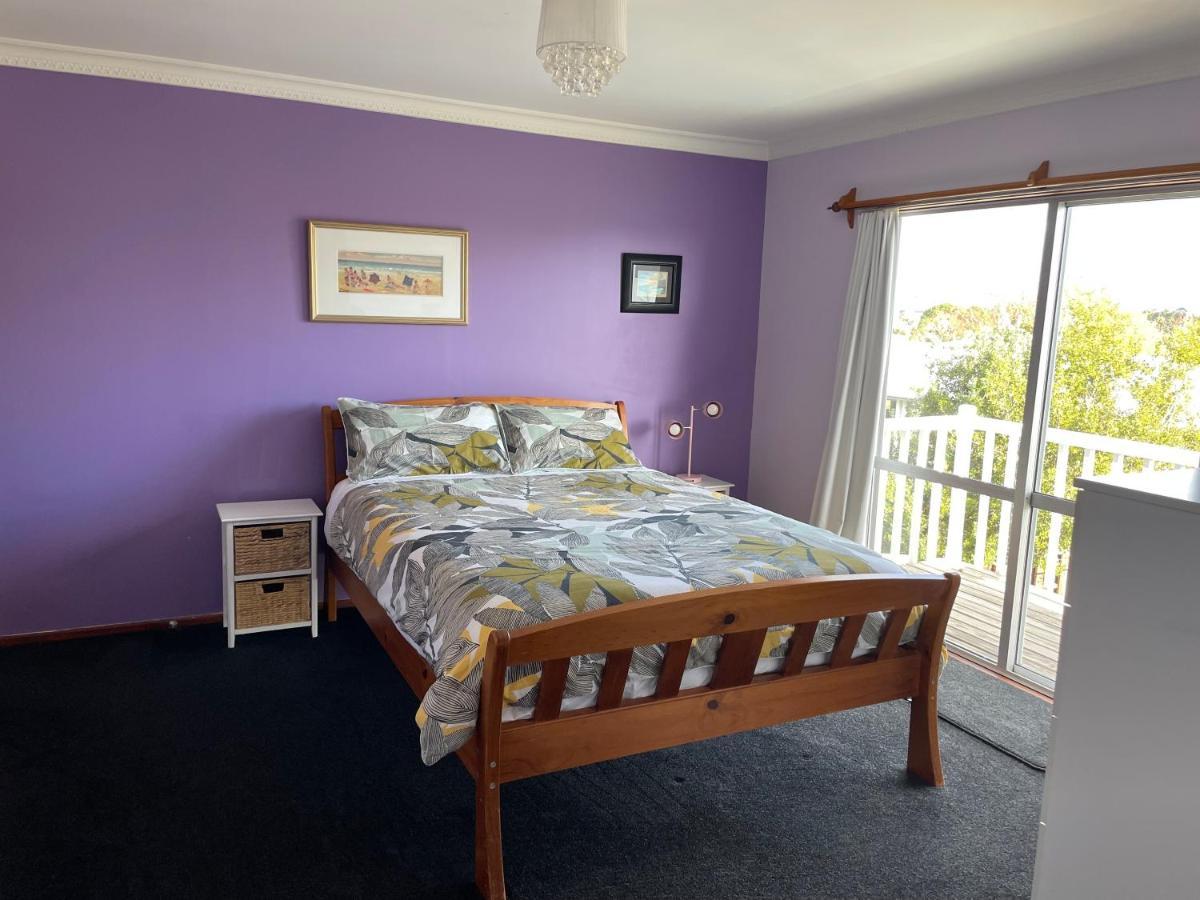 Live Large In The Village Havelock North Exterior foto